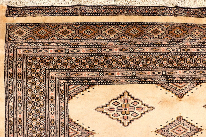 Navajo White Jaldar 5' 7 x 7' 9 - No. 38428 - ALRUG Rug Store