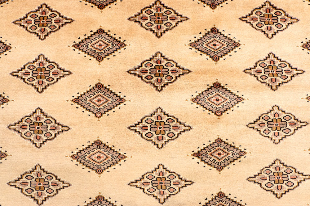 Navajo White Jaldar 5' 7 x 7' 9 - No. 38428 - ALRUG Rug Store