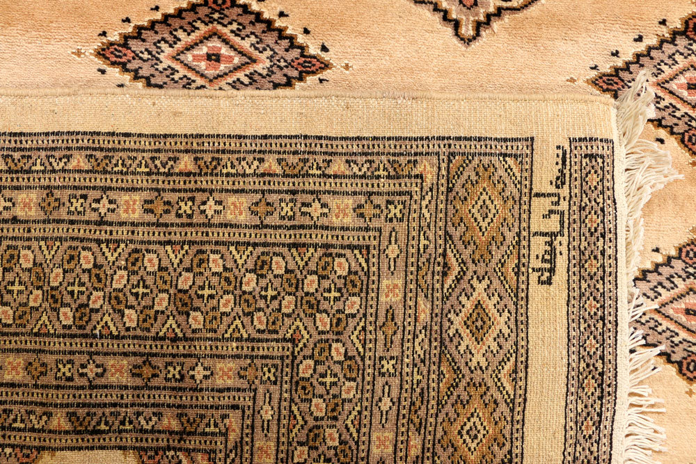 Navajo White Jaldar 5' 7 x 7' 9 - No. 38428 - ALRUG Rug Store