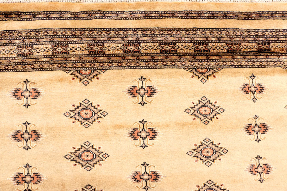 Navajo White Jaldar 5' 6 x 7' 7 - No. 38436 - ALRUG Rug Store