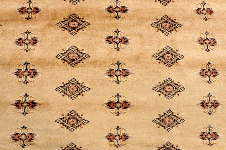 Navajo White Jaldar 5' 6 x 7' 7 - No. 38436 - ALRUG Rug Store