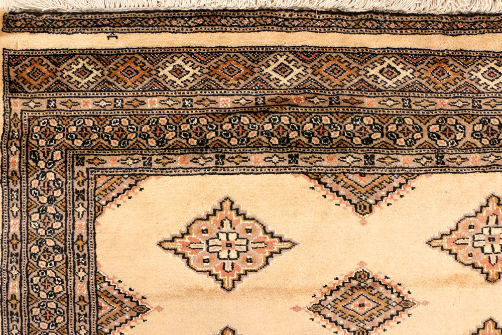 Navajo White Jaldar 5' 6 x 8' 4 - No. 38437 - ALRUG Rug Store