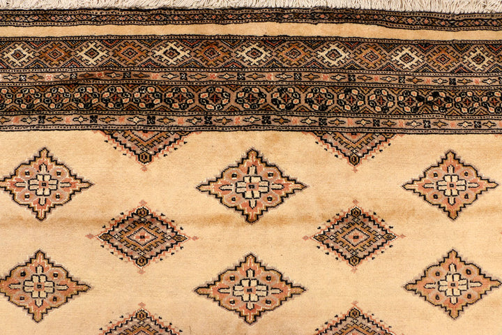 Navajo White Jaldar 5' 6 x 8' 4 - No. 38437 - ALRUG Rug Store