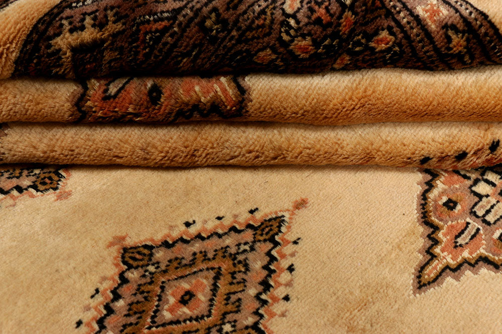 Navajo White Jaldar 5' 6 x 8' 4 - No. 38437 - ALRUG Rug Store