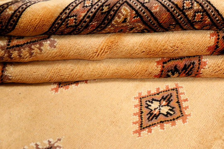 Navajo White Jaldar 5' 7 x 8' 7 - No. 38439 - ALRUG Rug Store