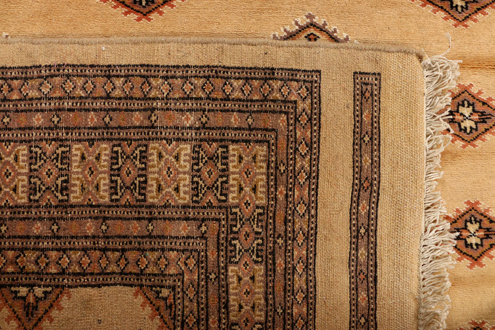 Navajo White Jaldar 5' 7 x 8' 7 - No. 38439 - ALRUG Rug Store