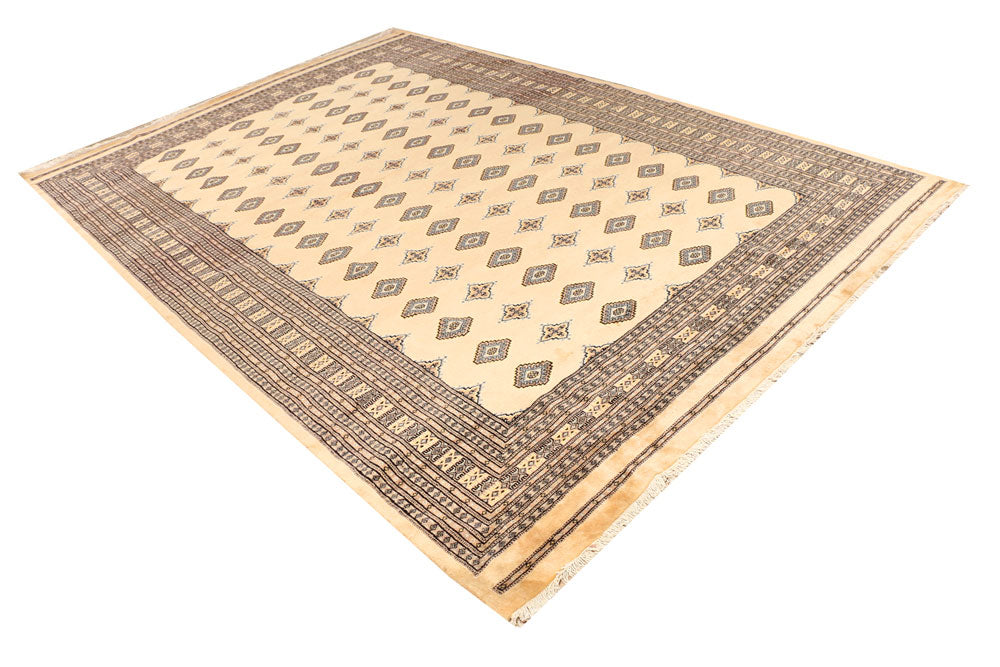 Navajo White Jaldar 7' 1 x 10' 3 - No. 38442 - ALRUG Rug Store