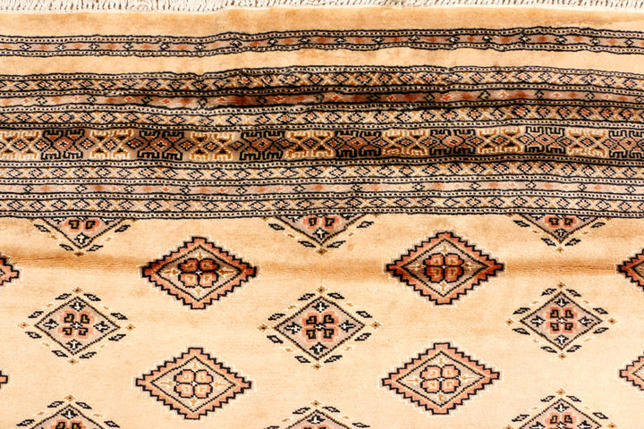 Navajo White Jaldar 6' 6 x 9' - No. 38443 - ALRUG Rug Store