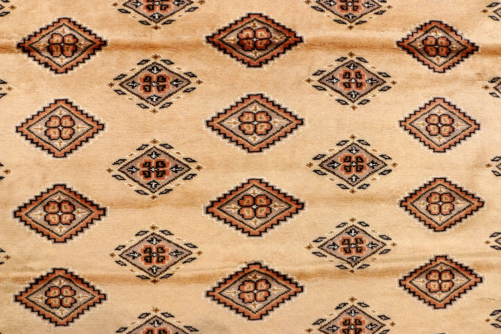Navajo White Jaldar 6' 6 x 9' - No. 38443 - ALRUG Rug Store