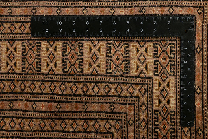 Navajo White Jaldar 6' 6 x 9' - No. 38443 - ALRUG Rug Store