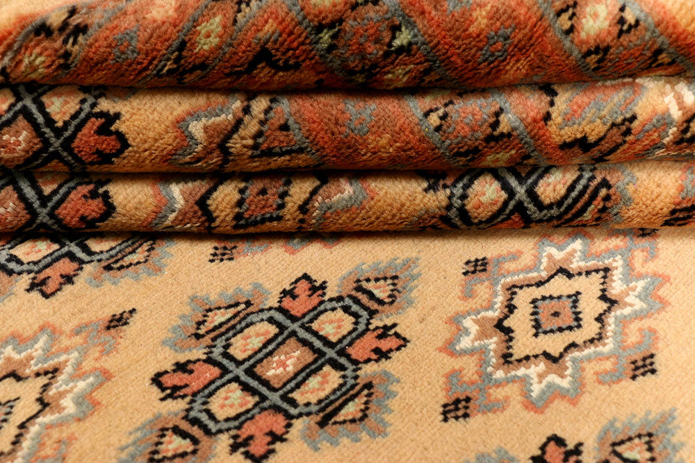 Navajo White Jaldar 5' 3 x 7' 10 - No. 38445 - ALRUG Rug Store