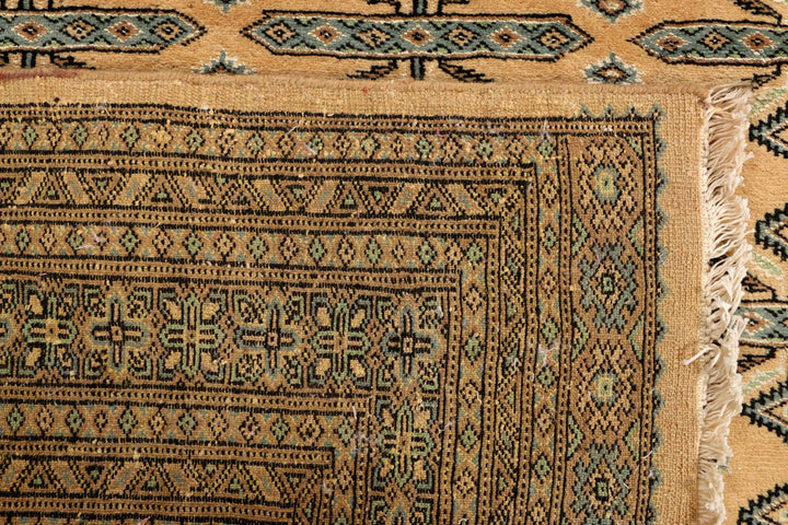 Navajo White Jaldar 6' 7 x 9' 8 - No. 38448 - ALRUG Rug Store