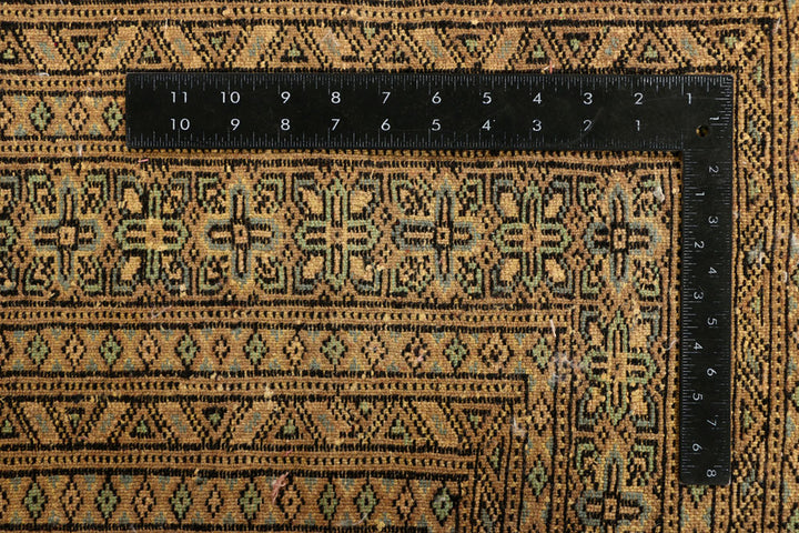 Navajo White Jaldar 6' 7 x 9' 8 - No. 38448 - ALRUG Rug Store