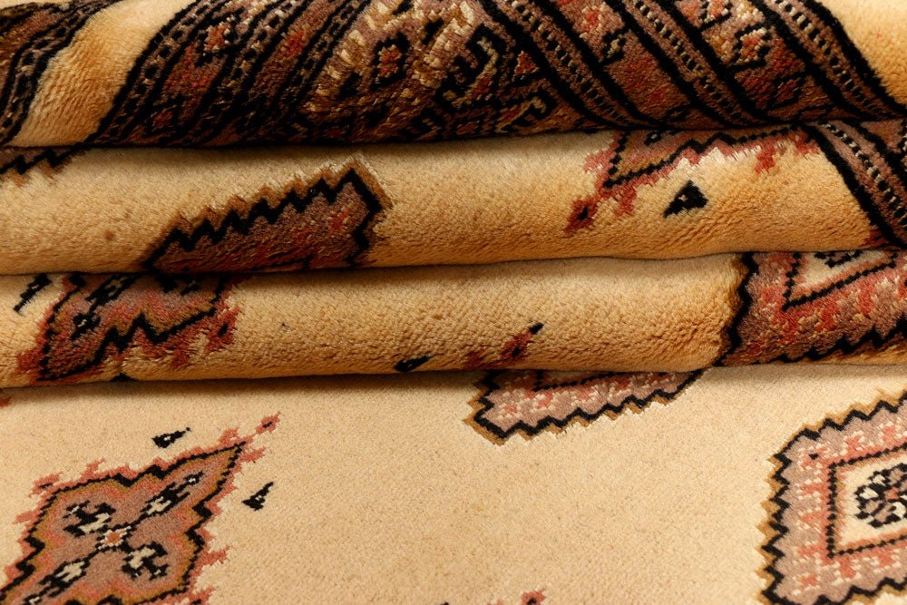 Navajo White Jaldar 5' 7 x 7' 10 - No. 38451 - ALRUG Rug Store