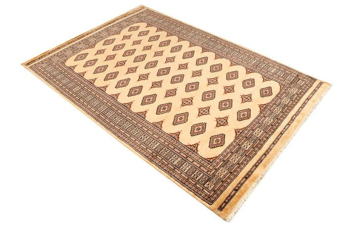 Navajo White Jaldar 4' 6 x 6' 7 - No. 38479 - ALRUG Rug Store