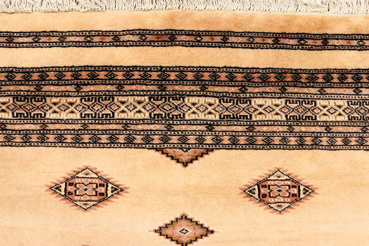 Navajo White Jaldar 4' 6 x 6' - No. 38481 - ALRUG Rug Store