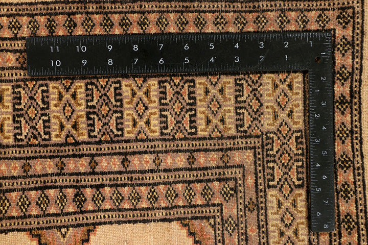 Navajo White Jaldar 4' 6 x 6' - No. 38481 - ALRUG Rug Store