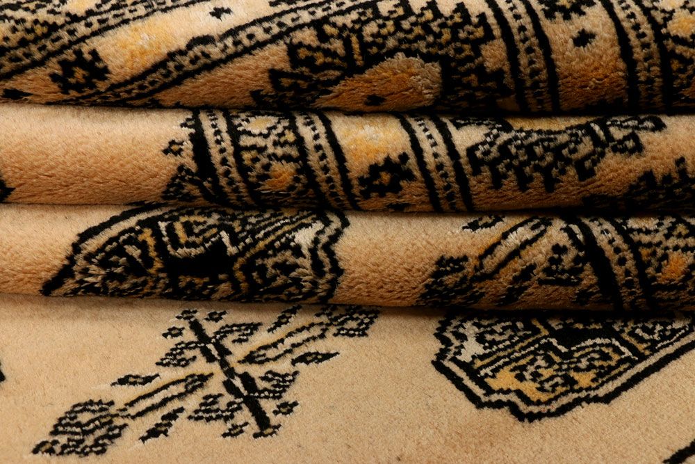 Bokhara 4' 6 x 6' 2 - No. 38490 - ALRUG Rug Store