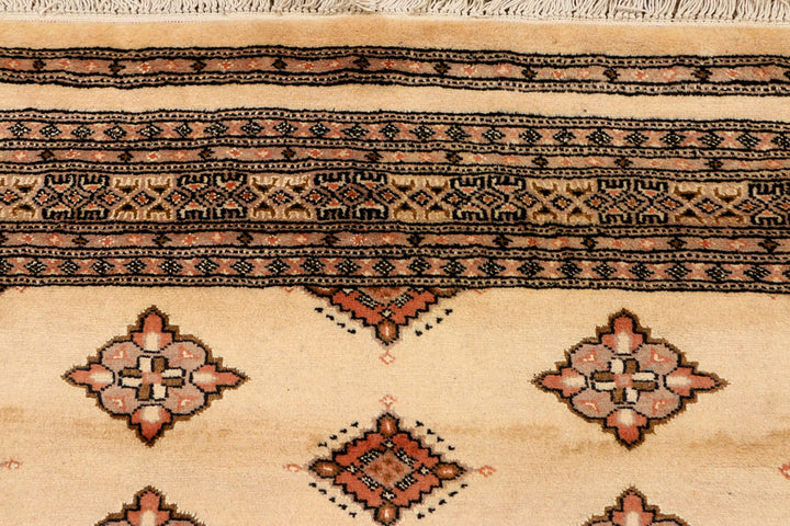 Navajo White Jaldar 4' 8 x 6' 8 - No. 38493 - ALRUG Rug Store