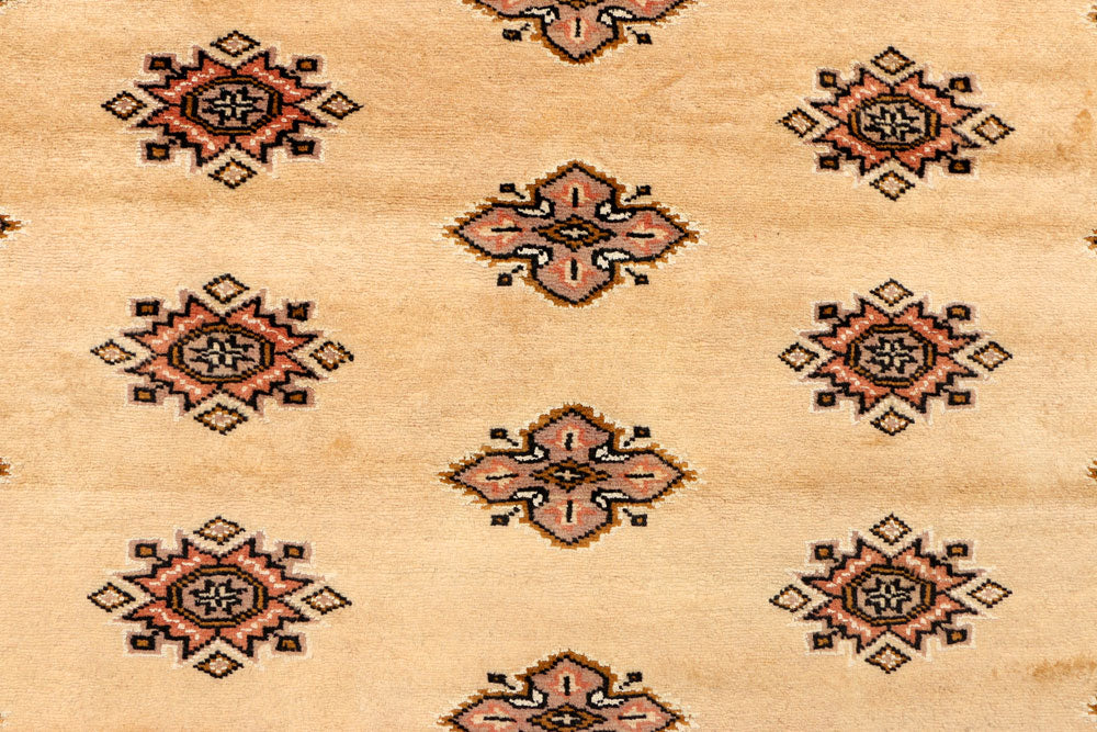 Navajo White Jaldar 4' 7 x 6' 7 - No. 38495 - ALRUG Rug Store