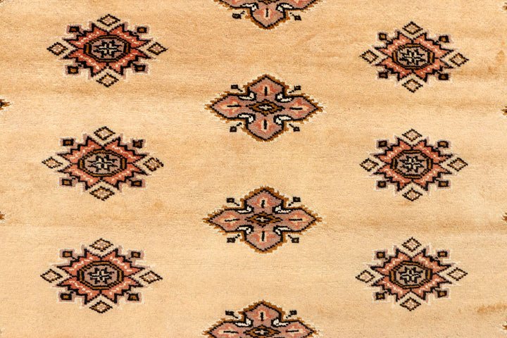 Navajo White Jaldar 4' 7 x 6' 7 - No. 38495 - ALRUG Rug Store