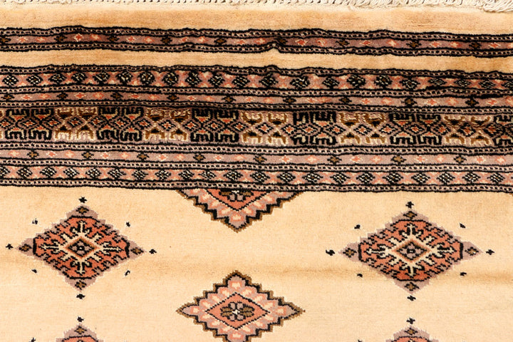 Navajo White Jaldar 4' 8 x 6' 6 - No. 38496 - ALRUG Rug Store