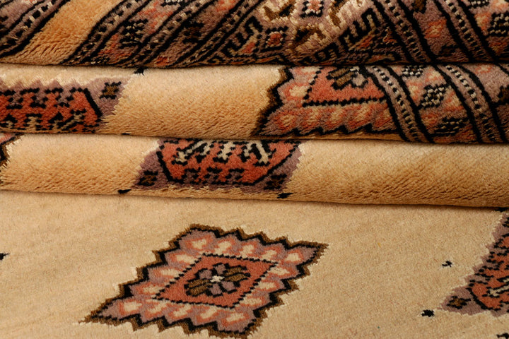 Navajo White Jaldar 4' 8 x 6' 6 - No. 38496 - ALRUG Rug Store