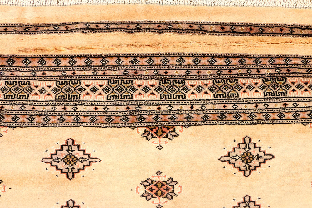 Navajo White Jaldar 4' 6 x 6' 5 - No. 38834 - ALRUG Rug Store