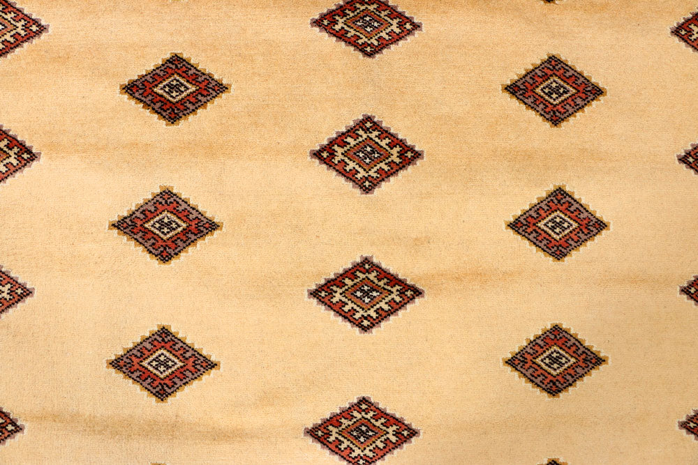 Navajo White Jaldar 4' 7 x 6' 6 - No. 38869 - ALRUG Rug Store