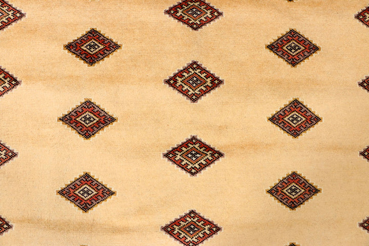 Navajo White Jaldar 4' 7 x 6' 6 - No. 38869 - ALRUG Rug Store
