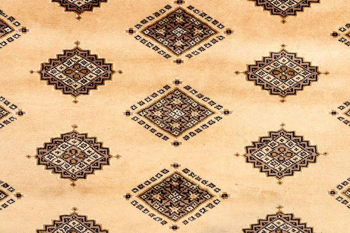 Navajo White Jaldar 4' 7 x 6' 7 - No. 38871 - ALRUG Rug Store