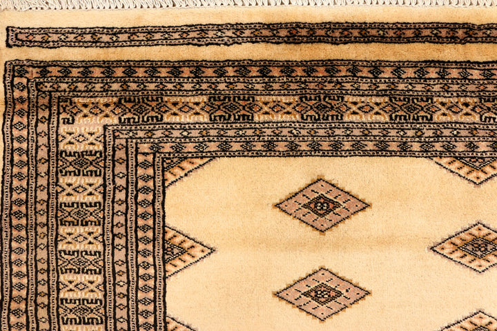 Navajo White Jaldar 4' 8 x 6' 7 - No. 38904 - ALRUG Rug Store