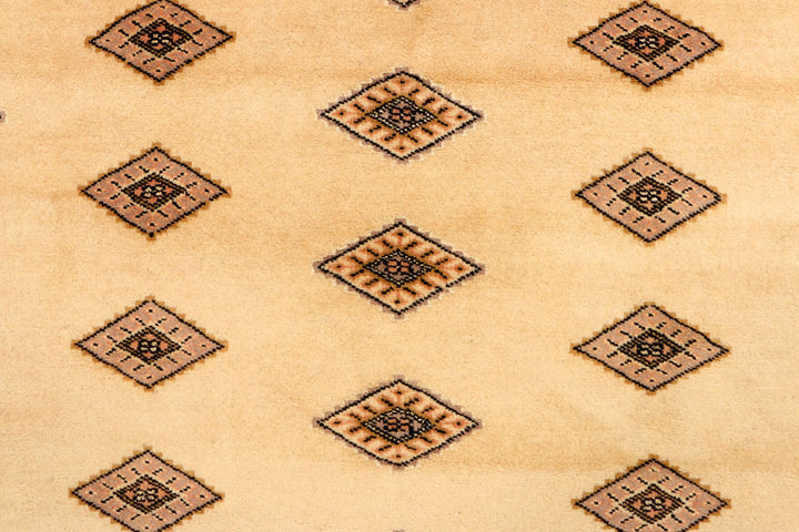 Navajo White Jaldar 4' 8 x 6' 7 - No. 38904 - ALRUG Rug Store