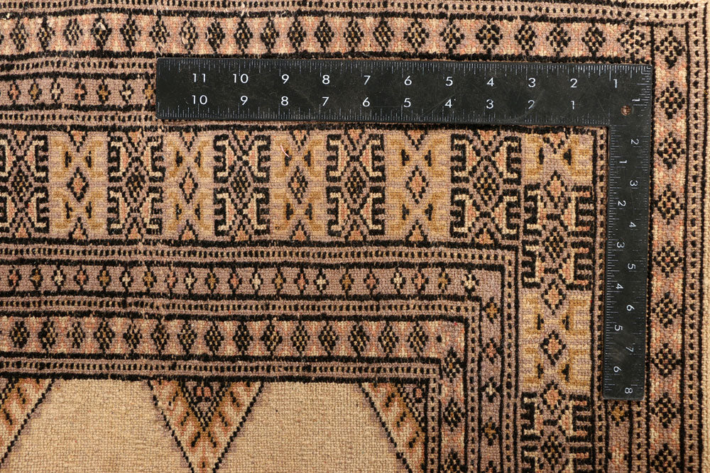 Navajo White Jaldar 4' 8 x 6' 7 - No. 38904 - ALRUG Rug Store