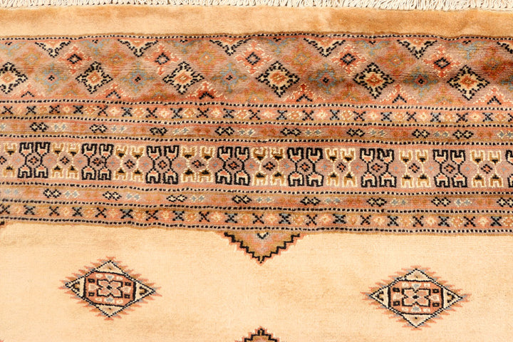 Navajo White Jaldar 4' 7 x 6' 6 - No. 38915 - ALRUG Rug Store