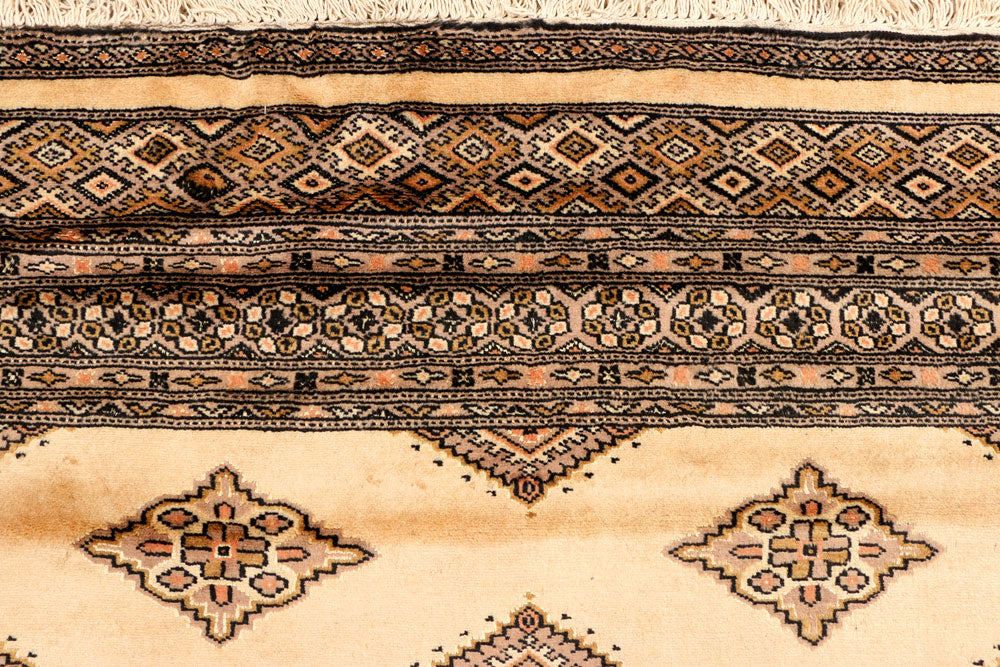 Navajo White Jaldar 4' 8 x 6' 3 - No. 38919 - ALRUG Rug Store
