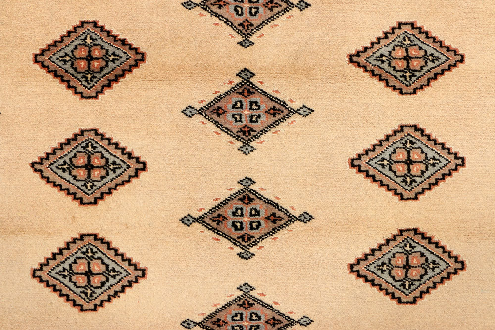 Navajo White Jaldar 4' 7 x 7' 3 - No. 38923 - ALRUG Rug Store