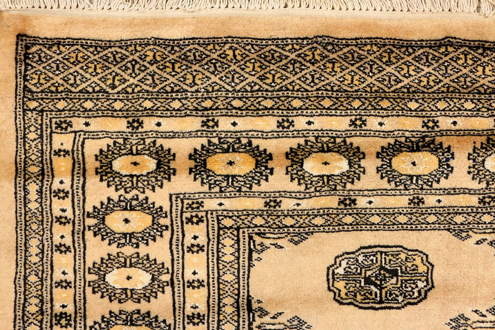 Burlywood Bokhara 4' 6 x 6' 5 - No. 38931 - ALRUG Rug Store