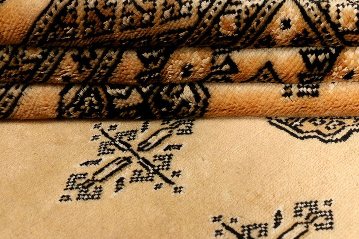 Bokhara 4' 6 x 6' 9 - No. 38939 - ALRUG Rug Store