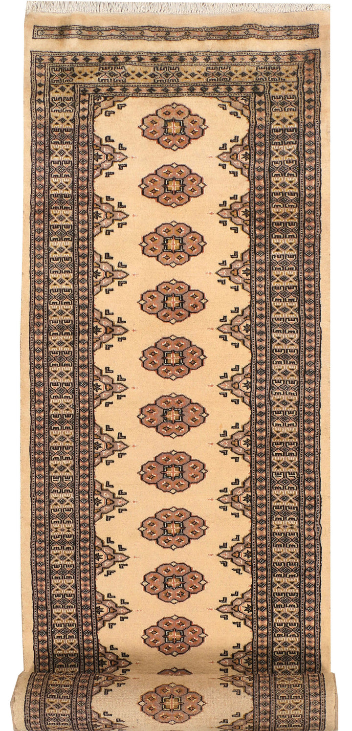 Navajo White Jaldar 2' 7 x 13' 11 - No. 39031 - ALRUG Rug Store