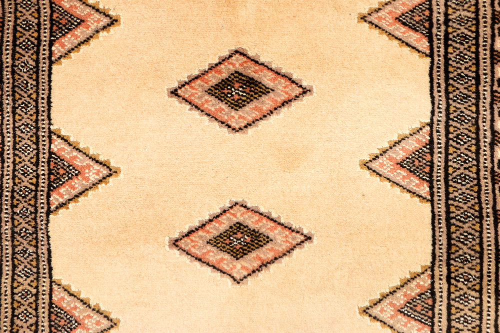 Navajo White Jaldar 2' 7 x 14' 5 - No. 39033 - ALRUG Rug Store