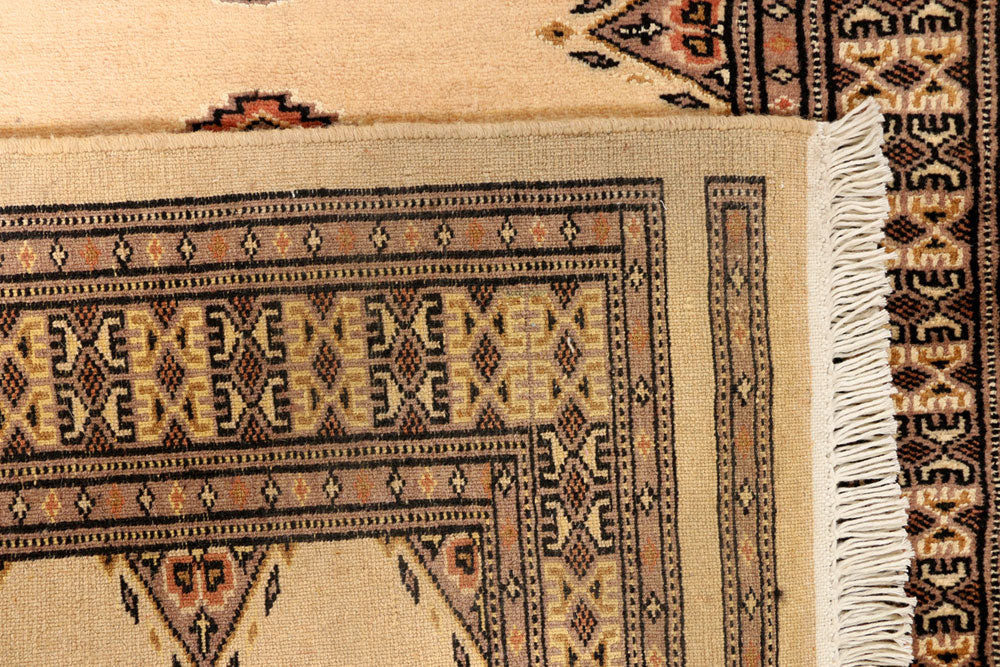 Navajo White Jaldar 2' 7 x 13' 11 - No. 39035 - ALRUG Rug Store