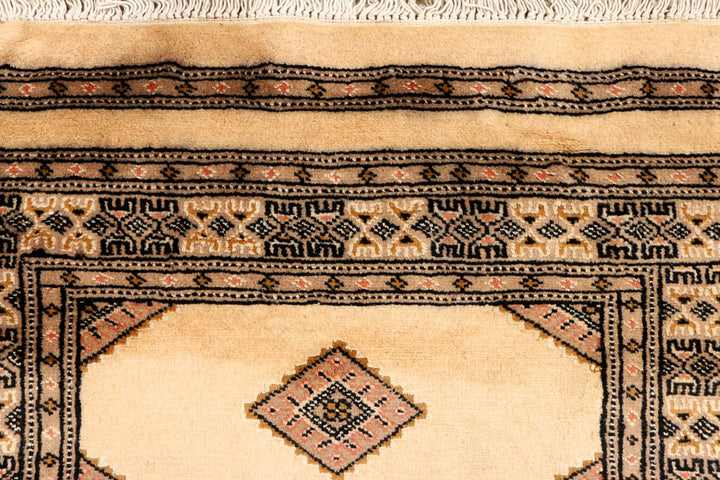 Navajo White Jaldar 2' 6 x 14' 4 - No. 39037 - ALRUG Rug Store