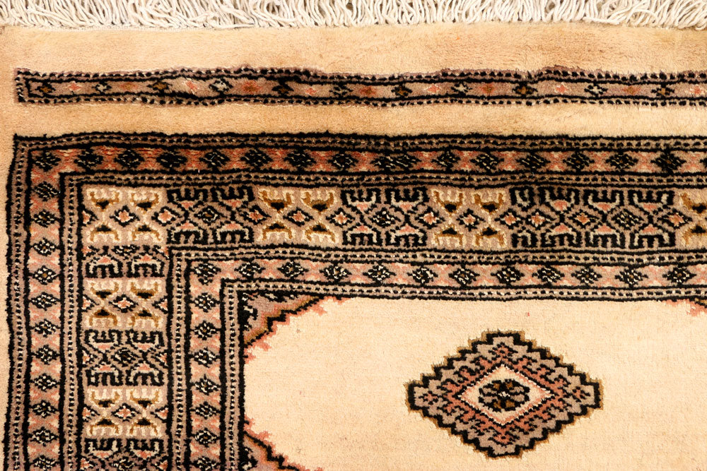 Navajo White Jaldar 2' 7 x 14' 5 - No. 39039 - ALRUG Rug Store