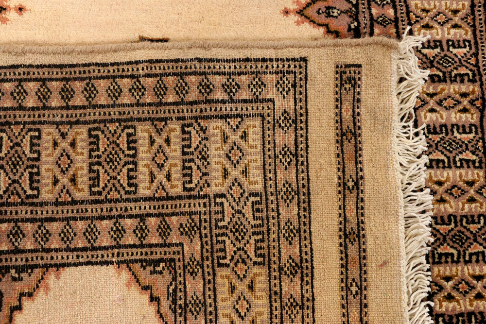 Navajo White Jaldar 2' 7 x 14' 5 - No. 39039 - ALRUG Rug Store