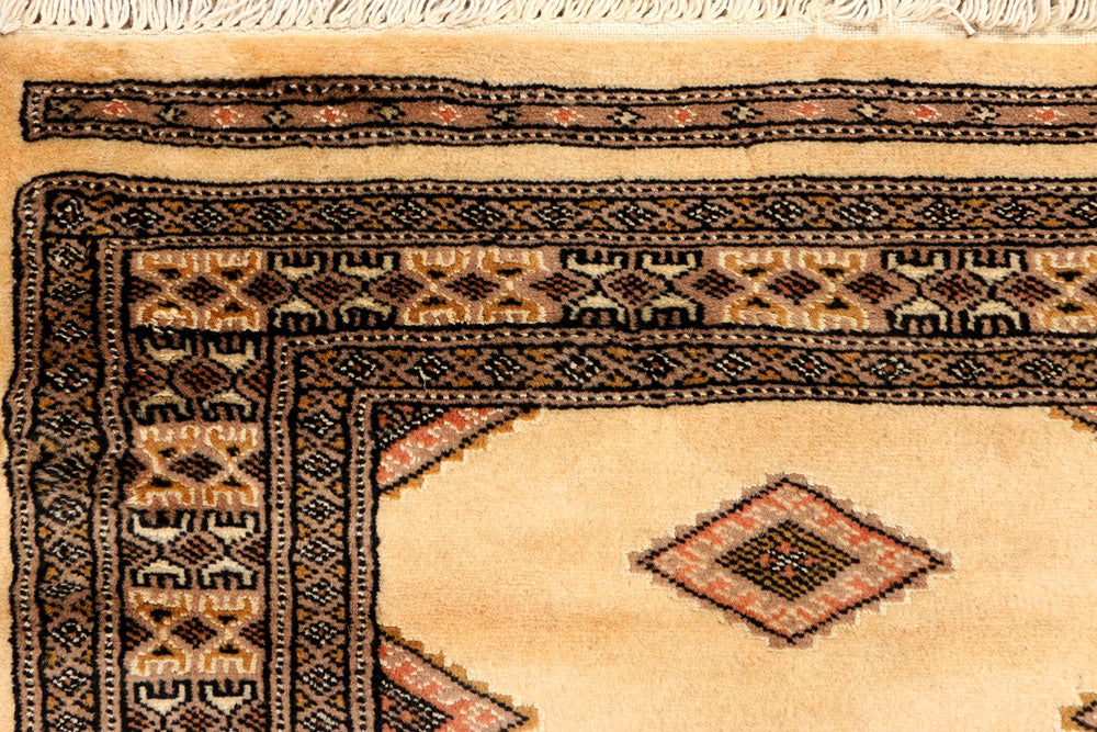 Navajo White Jaldar 2' 7 x 13' 7 - No. 39041 - ALRUG Rug Store