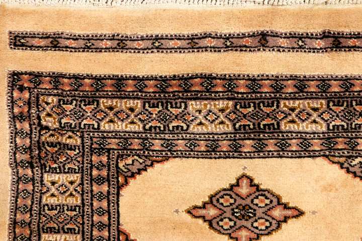 Navajo White Jaldar 2' 5 x 13' 6 - No. 39047 - ALRUG Rug Store
