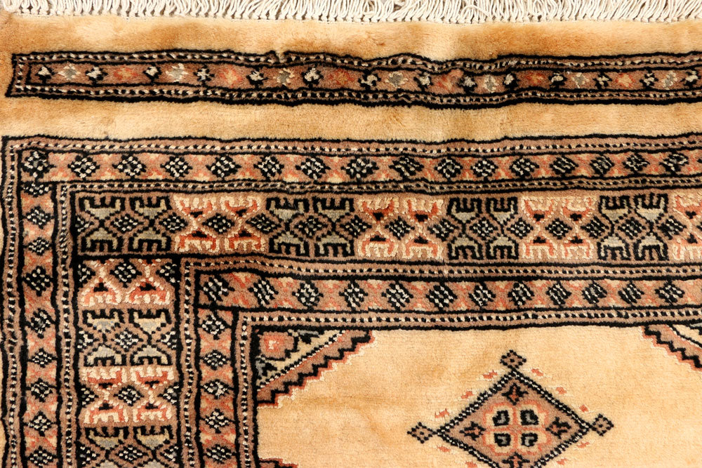 Navajo White Jaldar 2' 6 x 13' - No. 39051 - ALRUG Rug Store