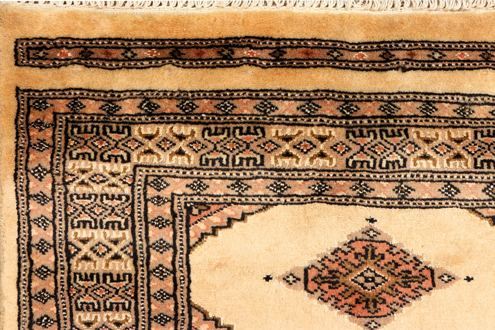 Navajo White Jaldar 2' 6 x 13' 8 - No. 39055 - ALRUG Rug Store