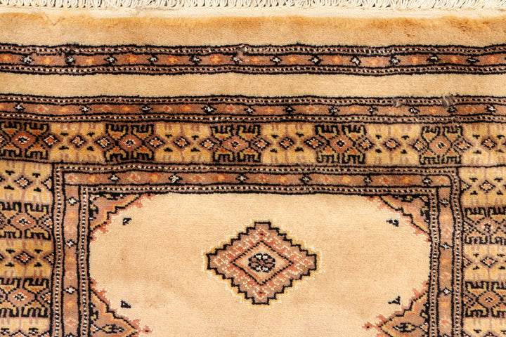 Navajo White Jaldar 2' 6 x 13' 4 - No. 39057 - ALRUG Rug Store